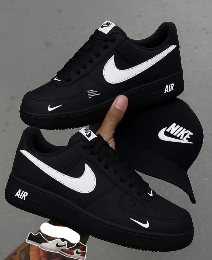 Shoe